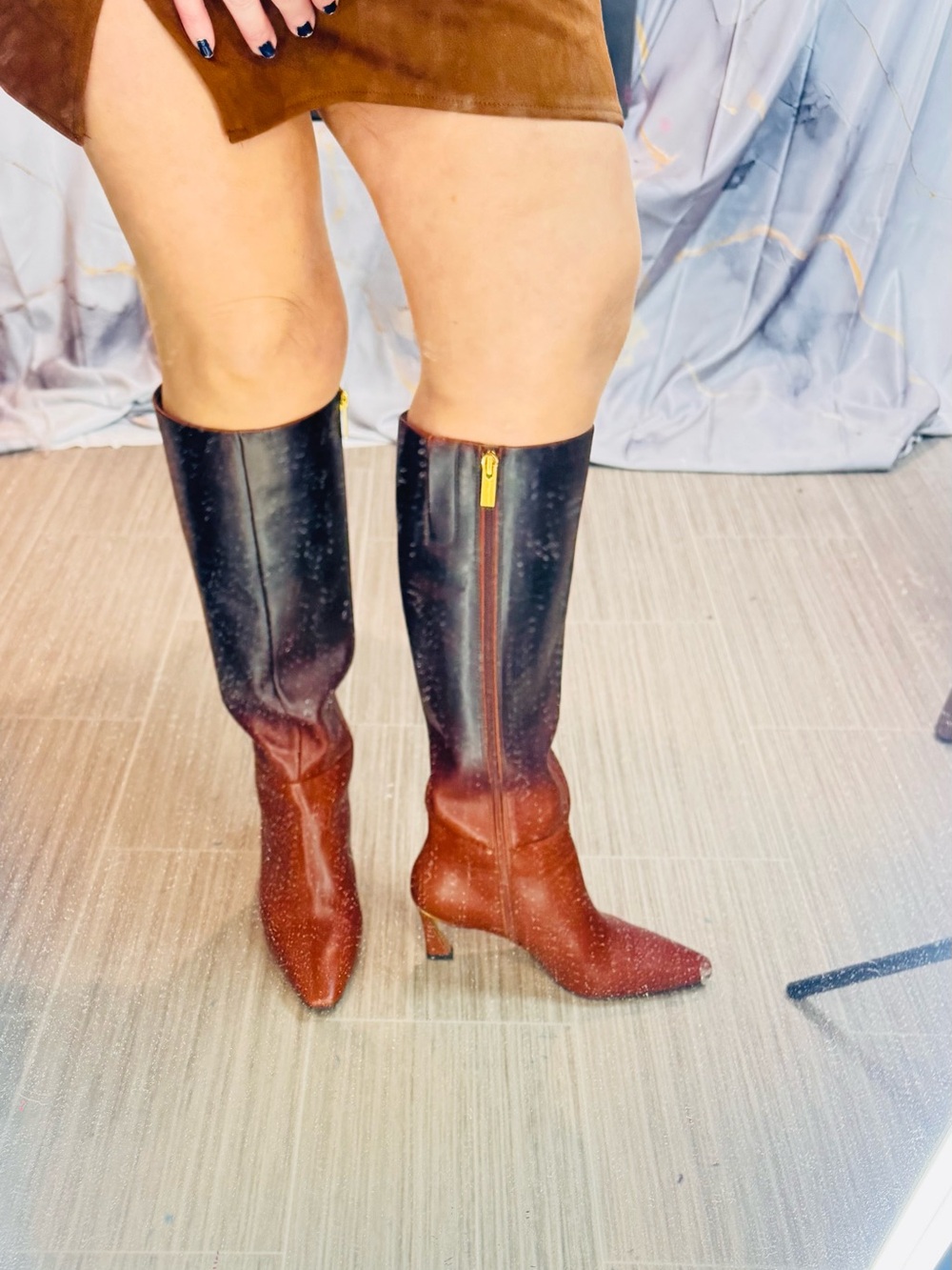 STUNNING! Vince Camuto Two-Tone Black and Brown Knee Boots